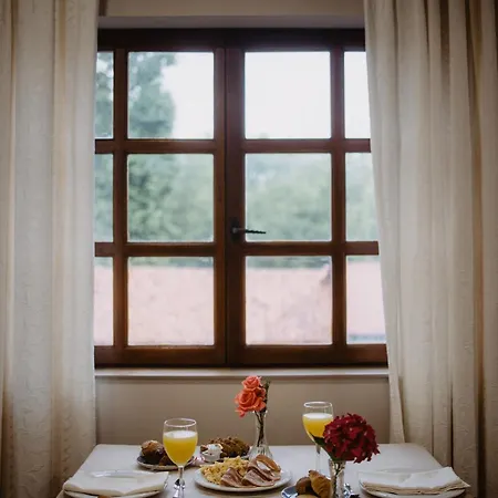 Cueli Hotel 3*