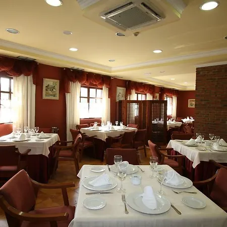 Cueli Hotel 3*