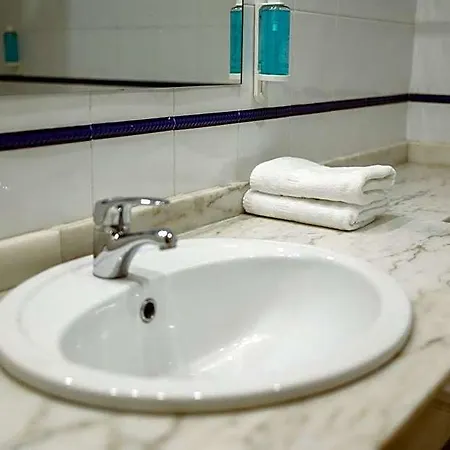Cueli Hotel 3*