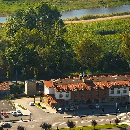 Cueli Hotel